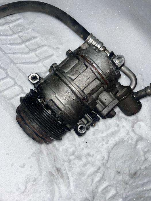 Насос кондиционера w202