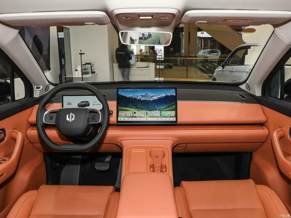 Other C10 EV 2025 — 3