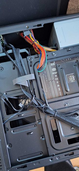 PC Gaming ASUS, AMD Ryzen 5 5600G, 16GB DDR4, 500GB SSD, AMD Radeon R7