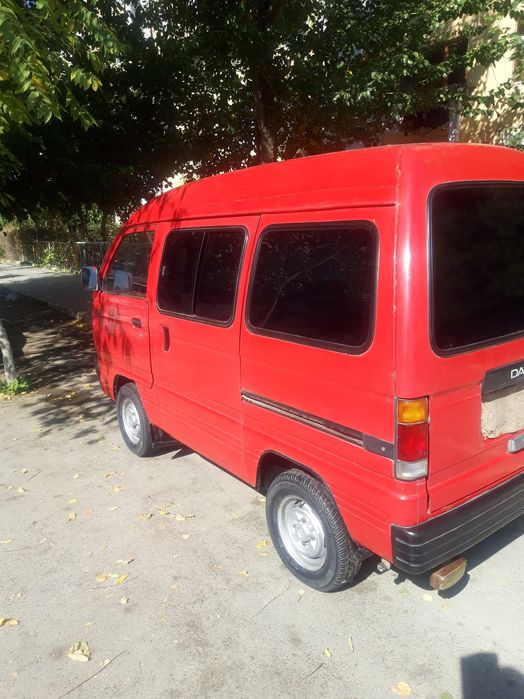 Автомобиль Daewoo Damas