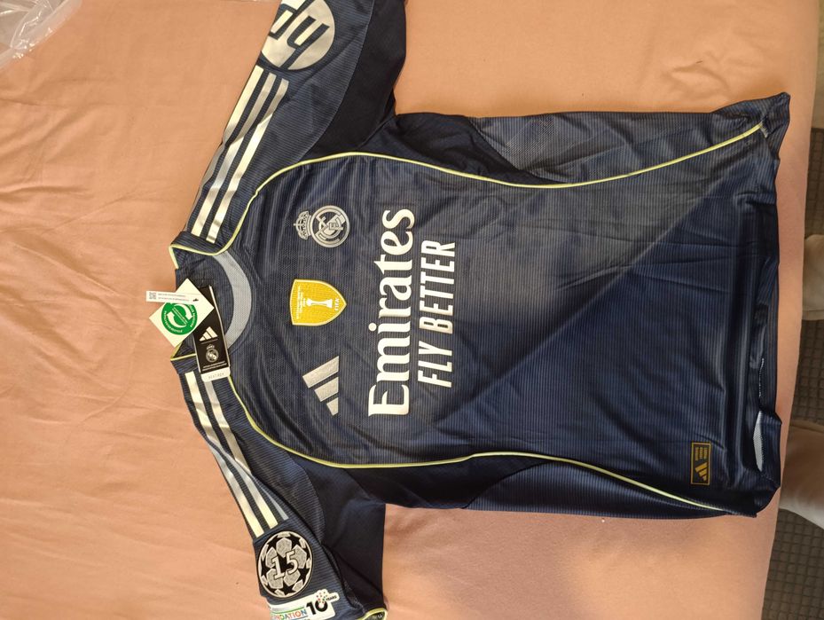 Футболни фланелки