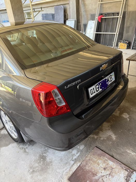 Продается LACETTI