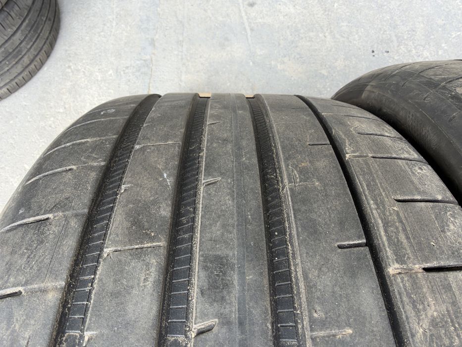 4бр. Летни Спорт-Пакет Гуми С Борд *ELECTRIC DRIVE* 265/35R/21 и 305/30R/21 -GOODYEAR- DOT:4323+2223- 5.9мм+4.4мм.
