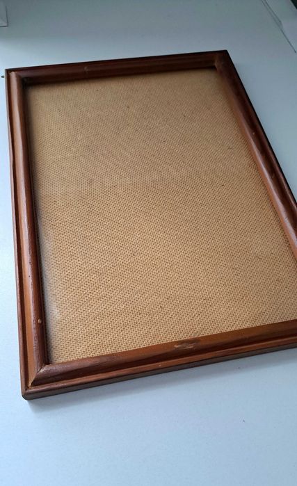 Деревянная рамка со стеклом, 32*23см.