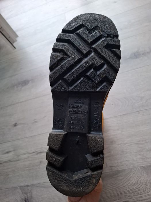 Vand cizma de guma.