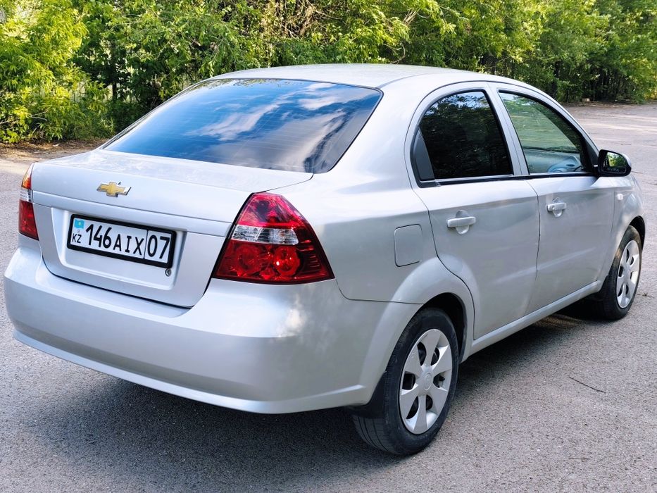 Продам Chevrolet Nexia на автомате.