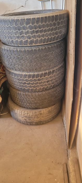 Продам шины Goodyear 245/65 R17