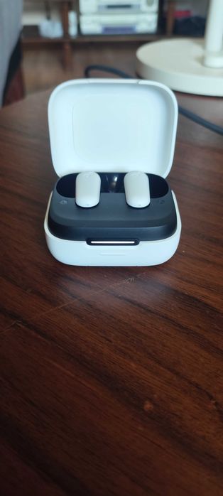 Casti Soundcore Anker P30i cu Stand Telefon - Noi Noute