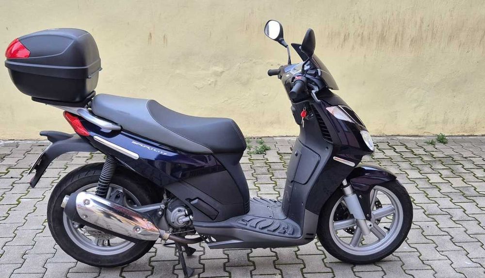 Scuter Aprilia Sportcity 125cc – 2011