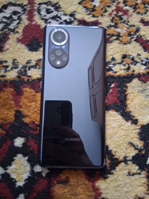 Продавам huawei nova 9