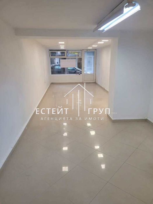 Дава се под наем Офис в Варна, Генералите - 61 кв.м за 459 € - Снимка #1