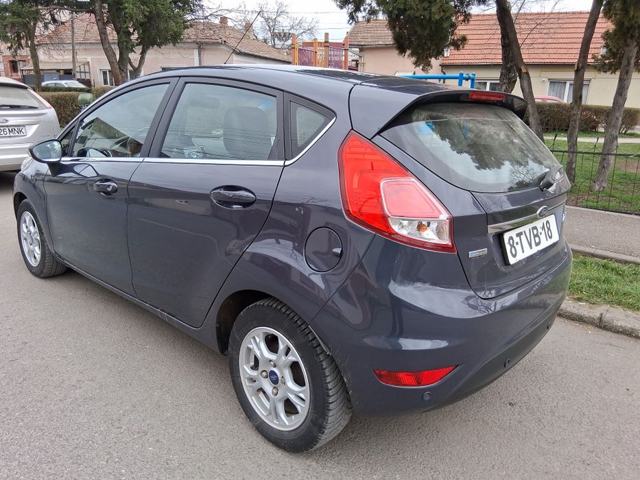 Ford fiesta titanium