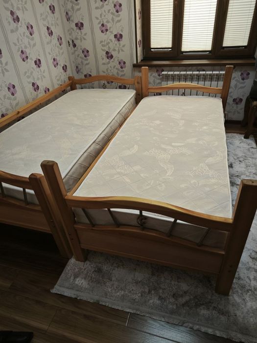 Детская двухъярусная кровать