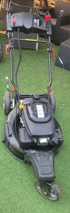Mașină de tuns iarba/gazon pe benzină de 224ccm pornire la buton 53 cm