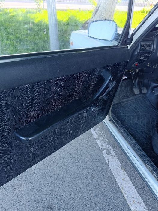 Vaz 2107 srochna sotiladi