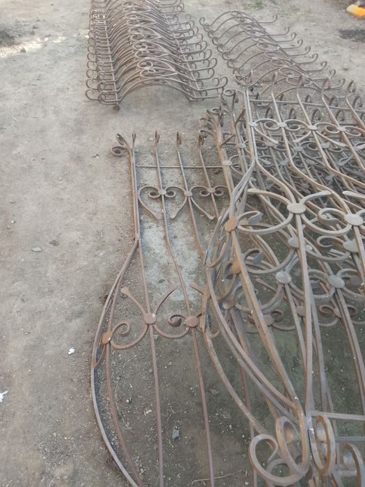 Deraza va bogʻ uchun  panjaralar ( ograjdenilar) sotiladi