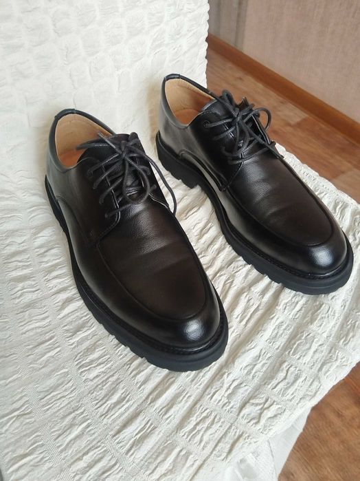 Продаётся туфли летнее.