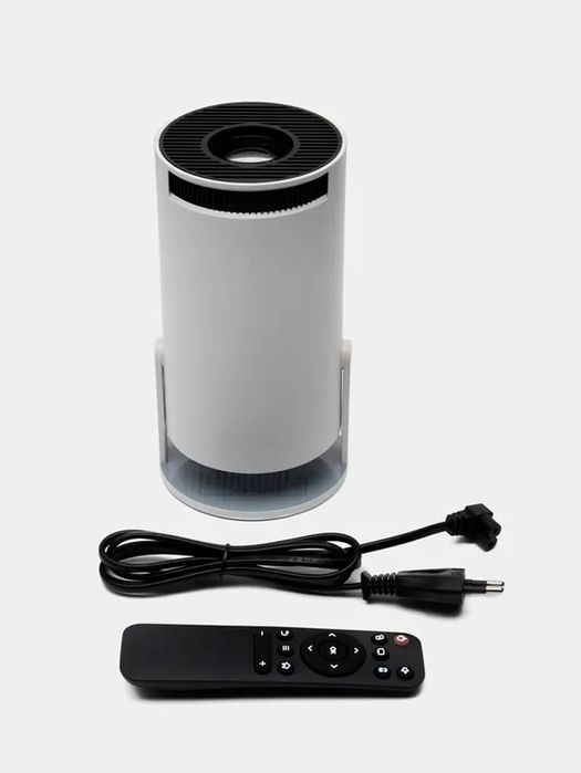 PROJECTOR ULTRA HD SOTILADI YENGI 1 Kun ishlatilgan ishlashiga gap yoq