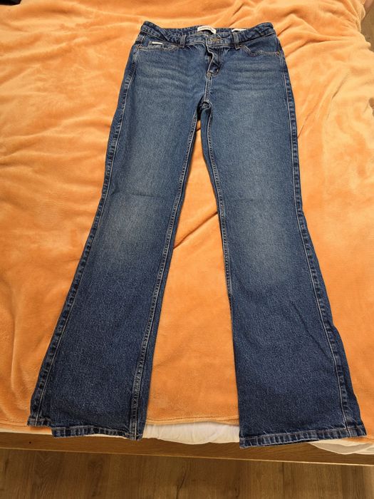 Blugi Guess, Bootcut mas 27