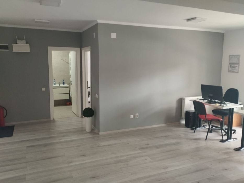 Închiriez spațiu pentru birou in Florești