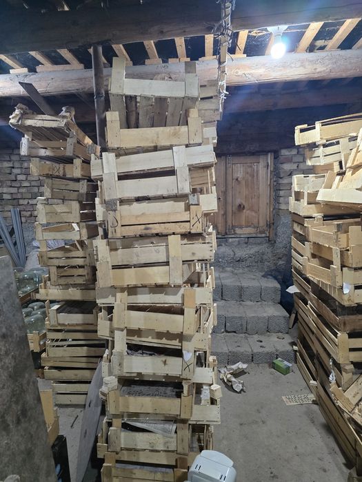 Ящик деревянный по 3.000 если много, то скидка есть