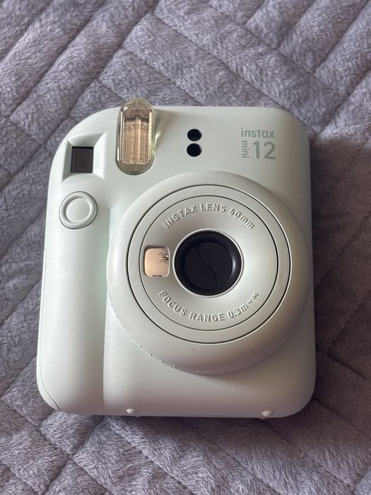 instax 12 mini.