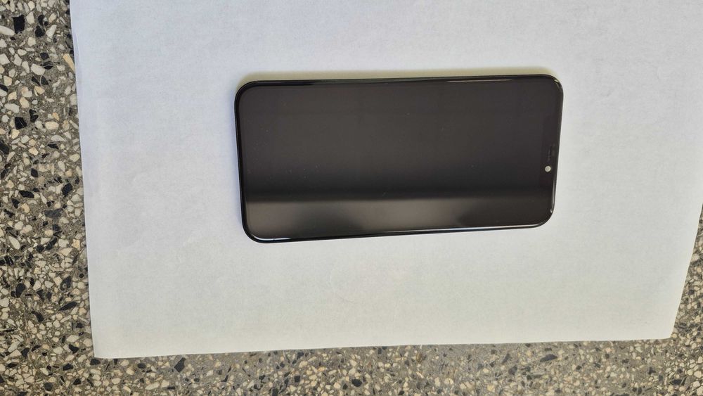 iPhone 11 - дисплей, панел, камери и други части