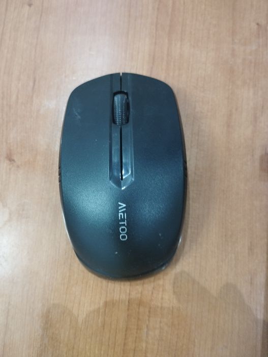 Lenovo WIN-AVJNQ10M2IS 64 bitli