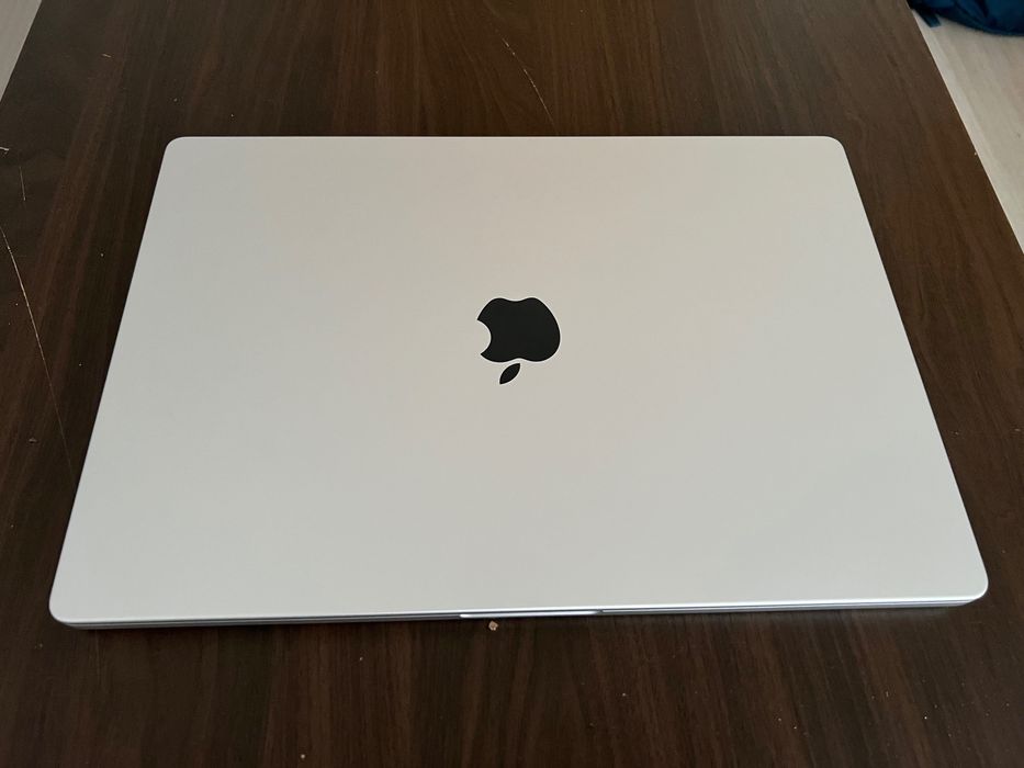 MacBook Pro M1 Max 16" 32 GB, 1 TB SSD