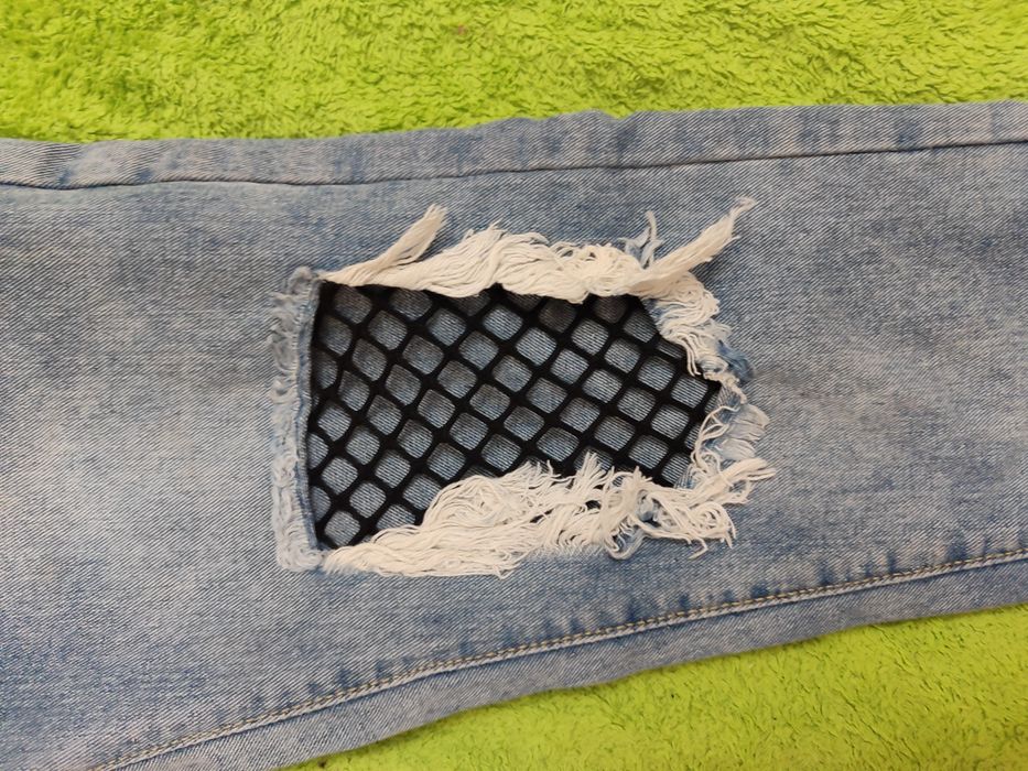 Джинсы,платья размер 44-46