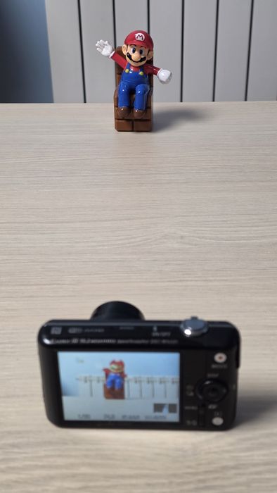 Sony Cyber-shot DSC-WX220 – 18.2 MP