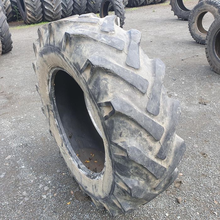 Cauciucuri 14.9-28 (380/85R28) Semperit Anvelope Fendt New Holland