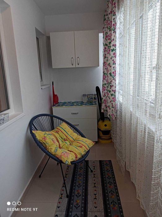 Inchiriez apt. 2 camere, transformat in 3,  modern si primitor