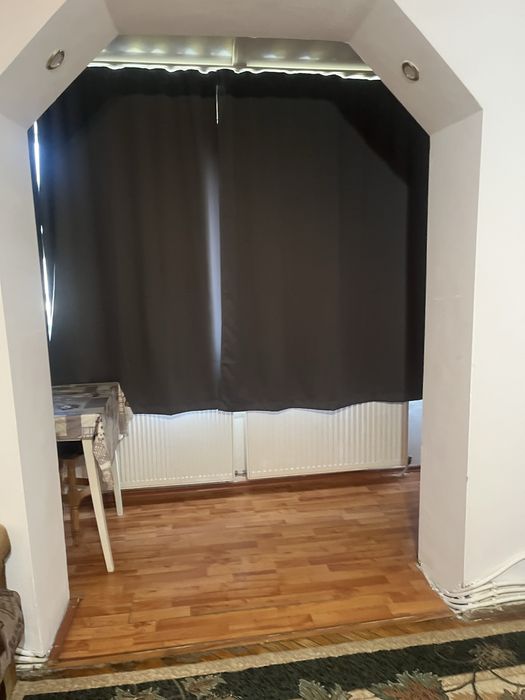 Inchiriez apartament