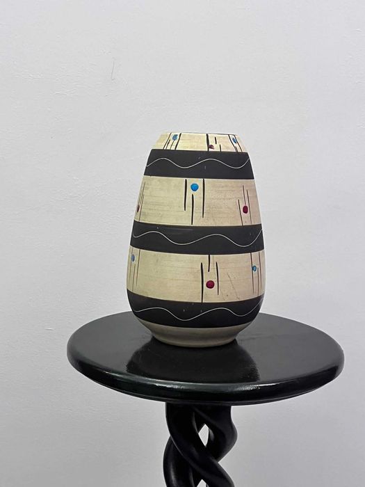 Piesa ceramica bibelou W Germaia BAY veche deosebita marcata bibelouri figurina