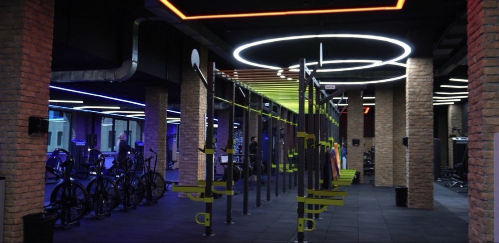 Продам абонемент в Underground