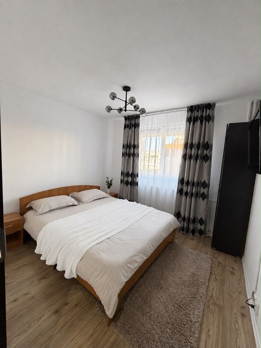 Inchiriez apartament 2 camere