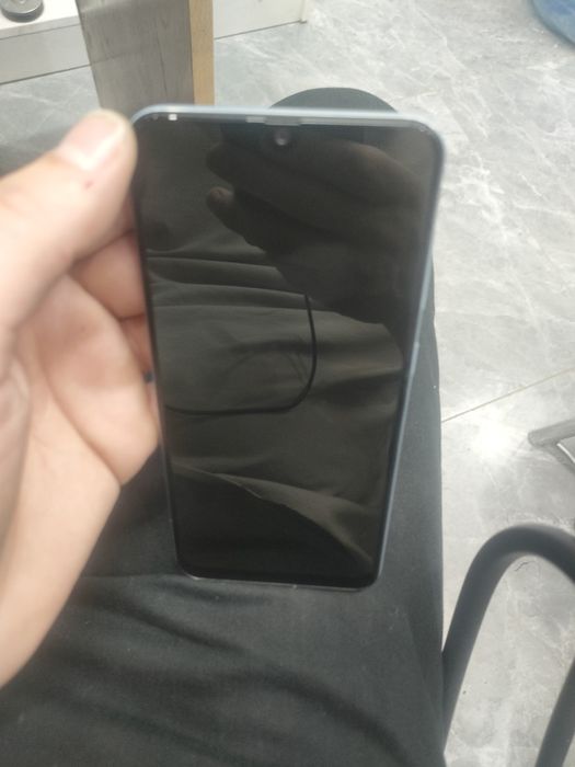 Самсунг 6/128 продам