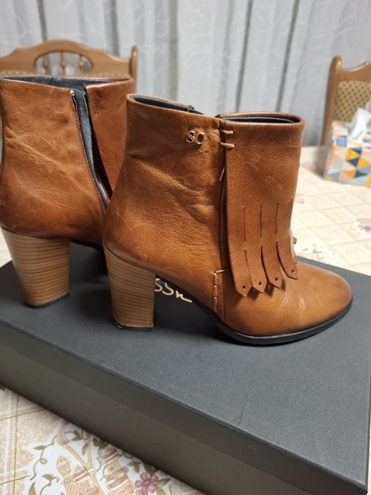Botine Scapa din  piele mărime 37