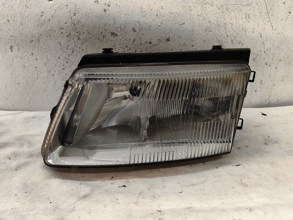 Оригинален фар Vw Passat B5
