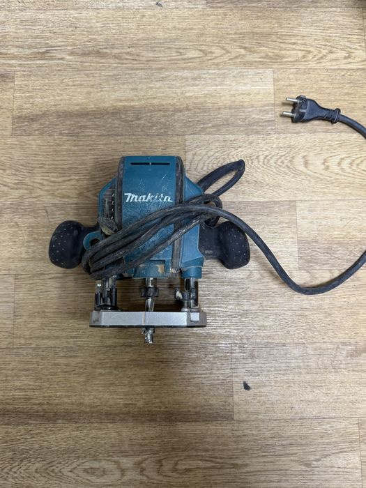 Фрезер Makita ( гШымкент пр Республики 40/34) Лот: 969/955