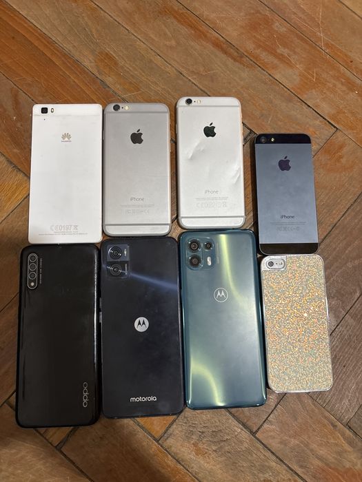 Lot telefoane pentru piese