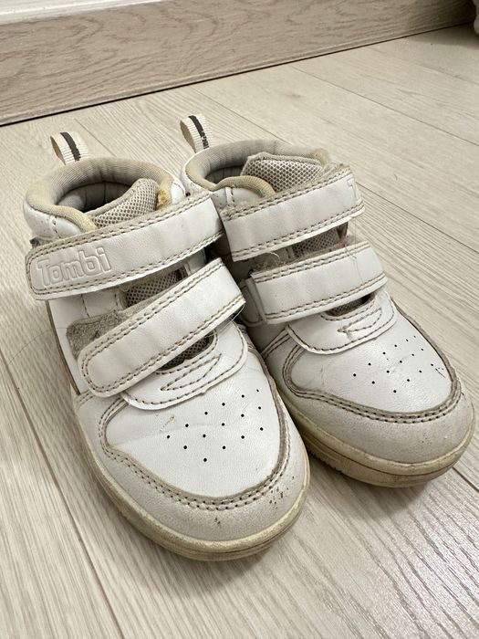 Детская обувь, туфли, кроссовки, ботинки