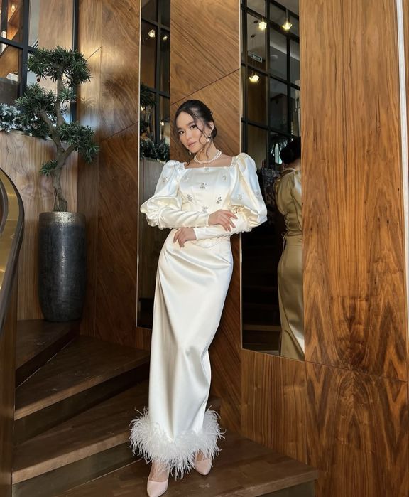 Продаю Платье белое