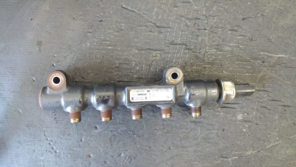 rampa injectoare 1.4 tdci ford focus 2 fiesta 6 citroen c4 peugeot 307 9654592680