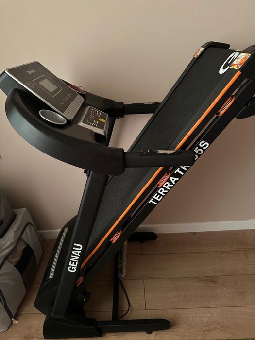 Беговая дорожка Genau