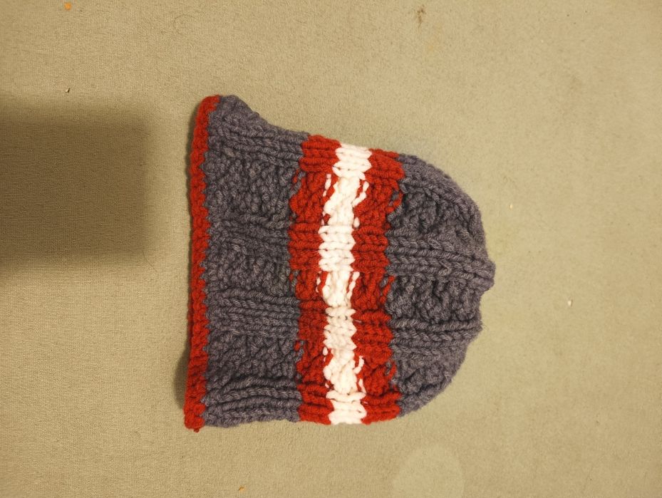 Căciulă groasă de lana austriaca