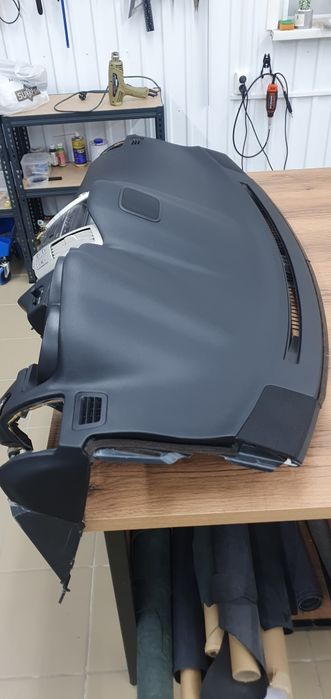 Панель Toyota Harrier