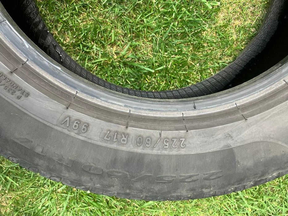 3 Anvelope de vara, 225/60/17 Pirelli Run Flat