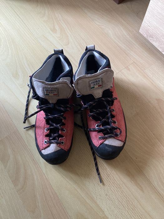 Туристически обувки Scarpa 38